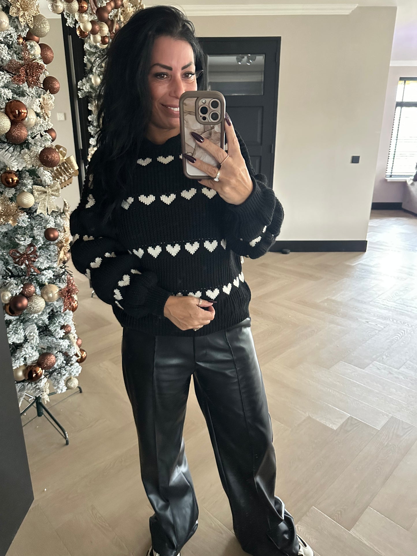 Jessy Heart Sweater Black