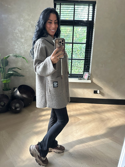 Oversized Bouclé Vest Taupe