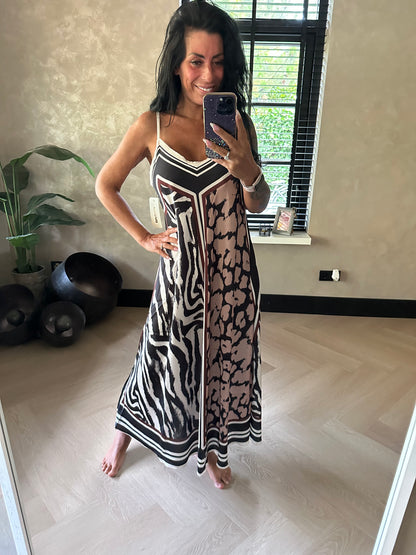 MAGIC Dress Schwarz 2.0