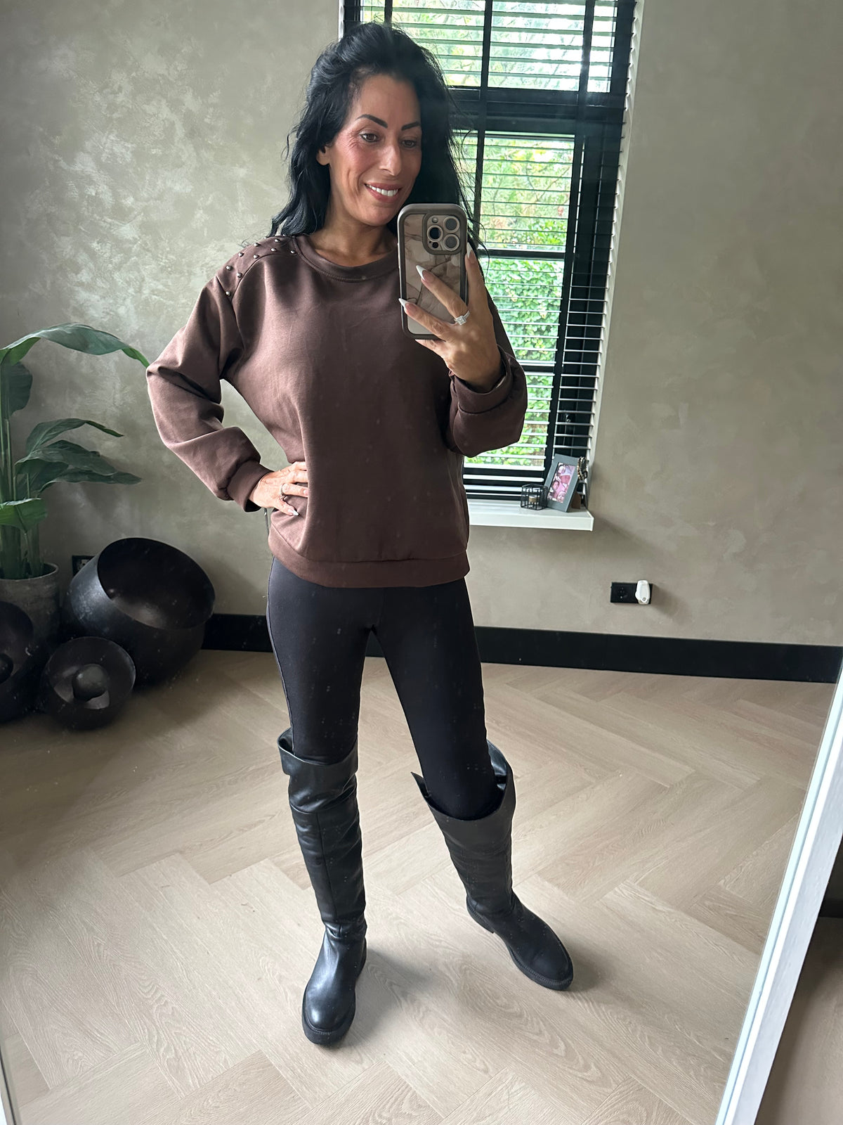 Sweater With Studs Brown