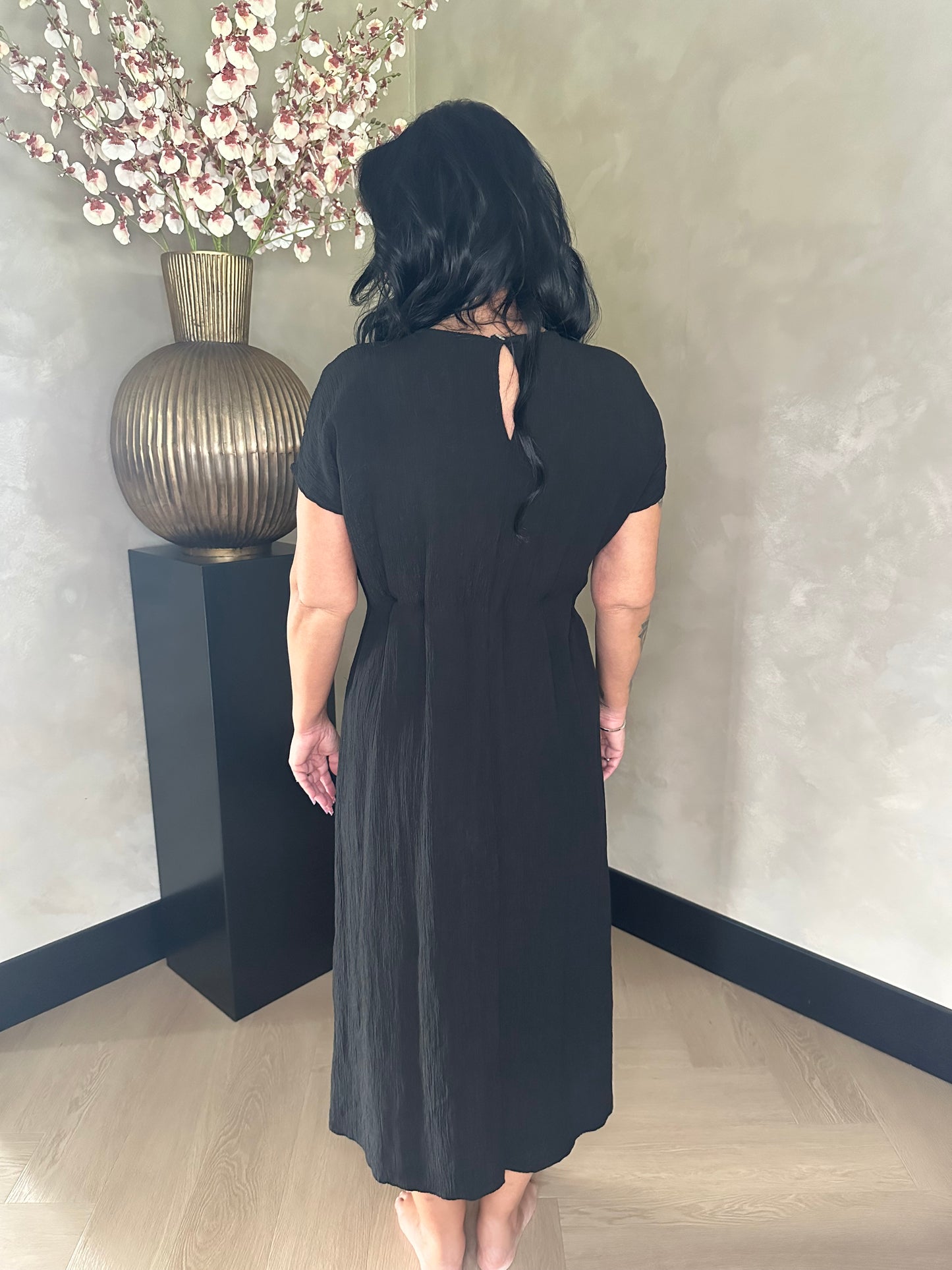Isa Long Shimmer Dress Black